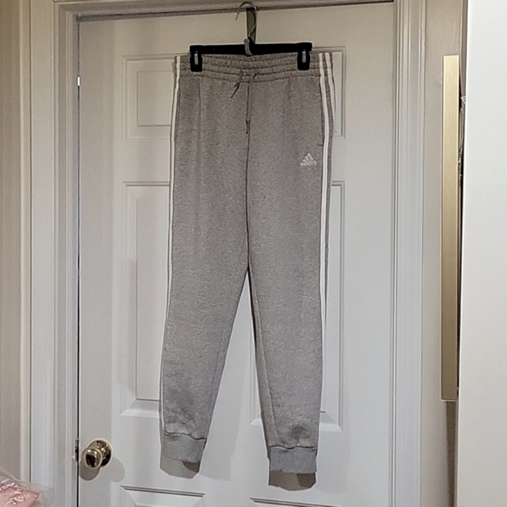 ADIDAS 3 Stripes Sweatpants Size M